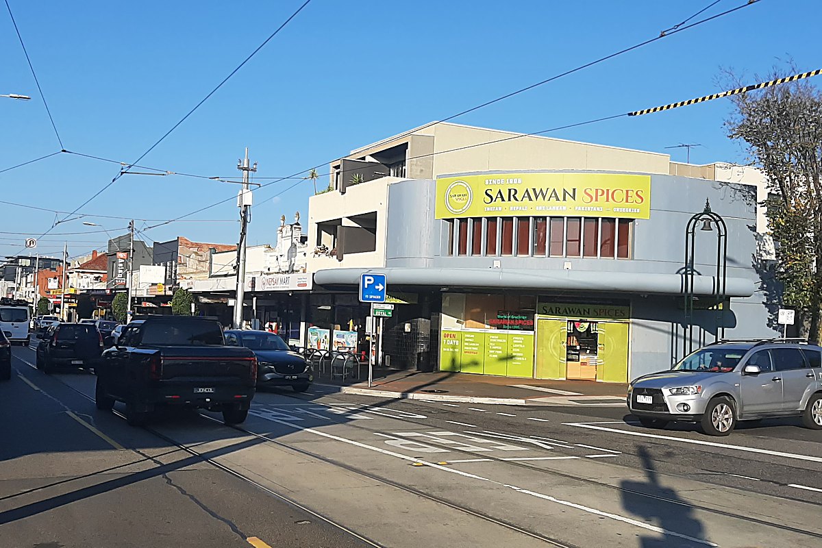 Glen Huntly Road shopping strip in Glen Huntly, Melbourne