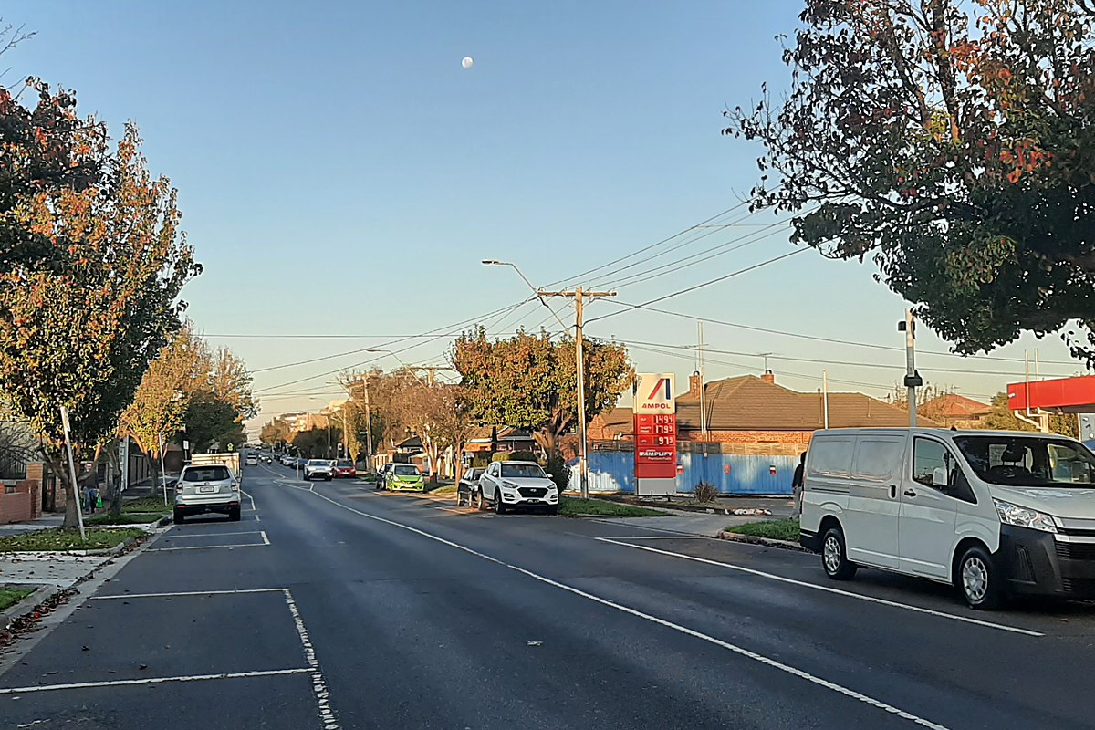Residential street near the shops in McKinnon, Melbourne