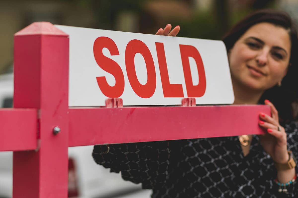 Closing the Deal: The Ultimate Guide to Preparing Your Home for Sale